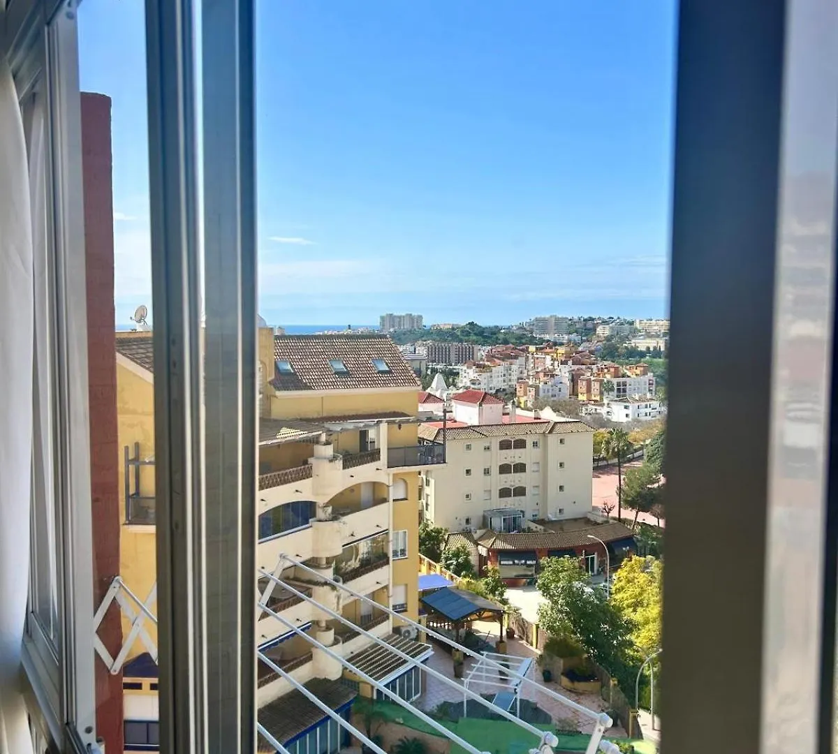 Precioso Apartamento En Benalmadena, Piscinas, Recep 24 Horas 0*,  Hiszpania