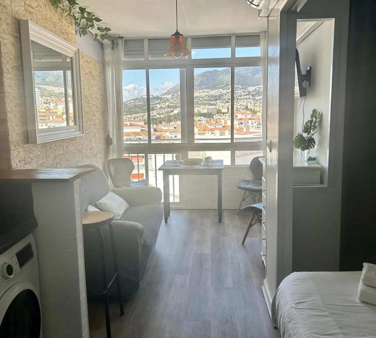 Precioso Apartamento En Benalmadena, Piscinas, Recep 24 Horas 0*,